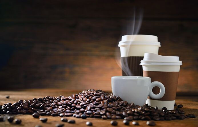 القهوة كمنتج محظور أثناء تناول الفيتامينات لتعزيزها